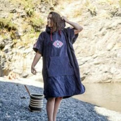 BEUCHAT vente -BEUCHAT vente poncho surf adulte saint jacques wetsuits kaki bleu 1